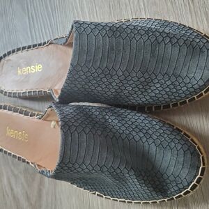 Kensie Black Women's Slip-On Shoes
